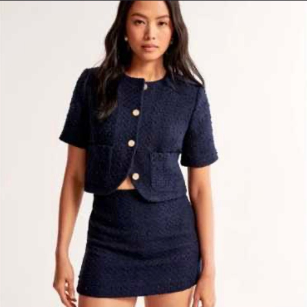 Abercrombie Short Sleeve Collarless Tweed Jacket in Navy